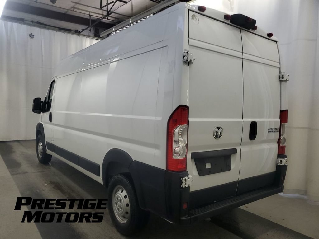 Used 2023 RAM ProMaster 2500 FWD image 2