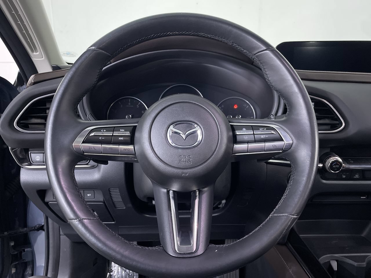 Used 2020 MAZDA CX-30 AWD w/ Premium Package image 13