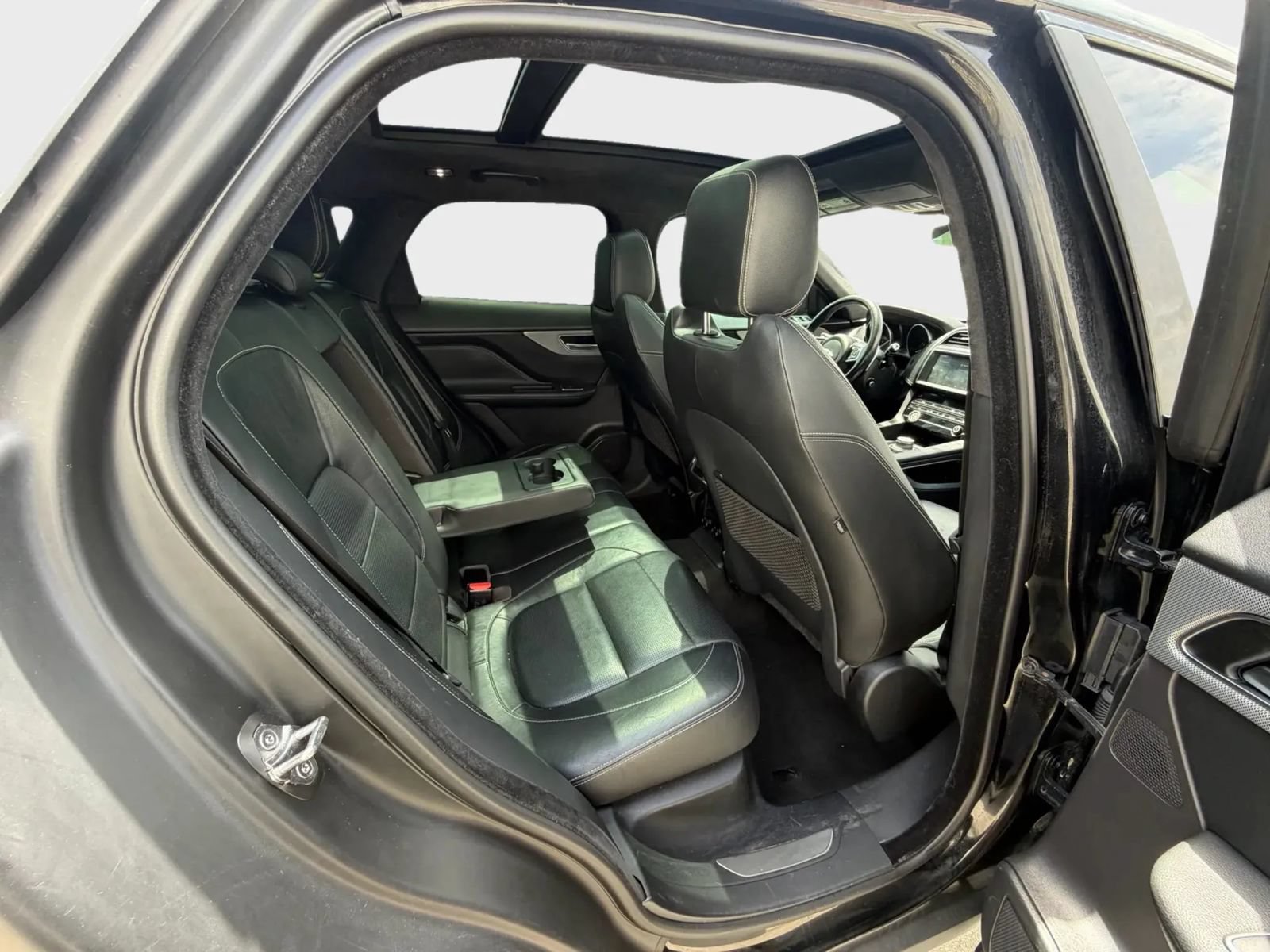Used 2020 Jaguar F-PACE S AWD/4WD image 16