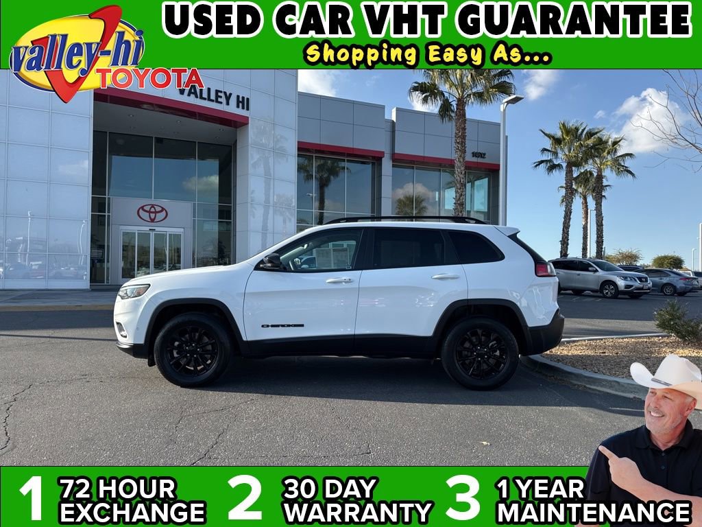 Used 2023 Jeep Cherokee Altitude Lux