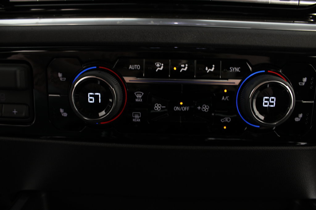 New 2026 Chevrolet Silverado 1500 LT Trail Boss w/ LT Trail Boss Premium Package AWD/4WD image 7