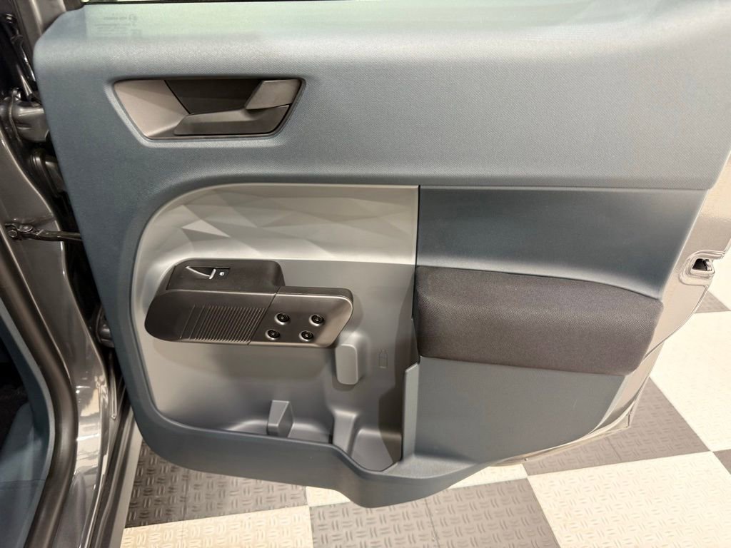 New 2025 Ford Maverick XL image 21