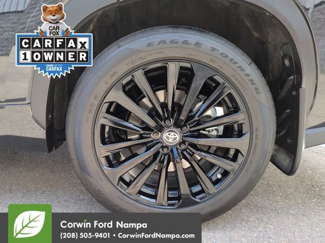Used 2023 Toyota Highlander XSE FWD image 32