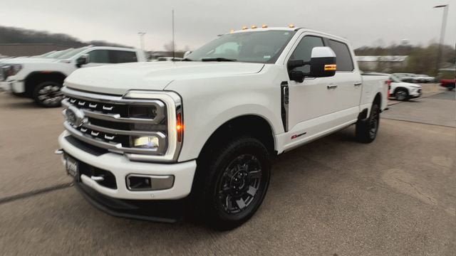 Used 2024 Ford F350 Platinum AWD/4WD image 4
