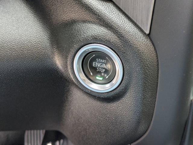 Used 2020 GMC Sierra 1500 Denali w/ Denali Premium Package image 18