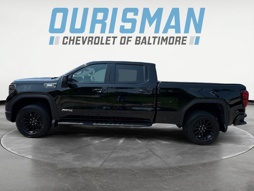 Used 2022 GMC Sierra 1500 AT4 w/ AT4 Premium Package AWD/4WD image 3