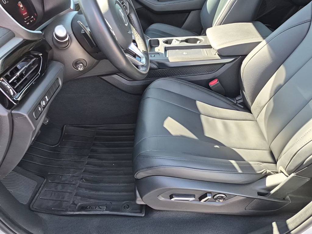 Used 2025 Acura MDX SH-AWD image 31