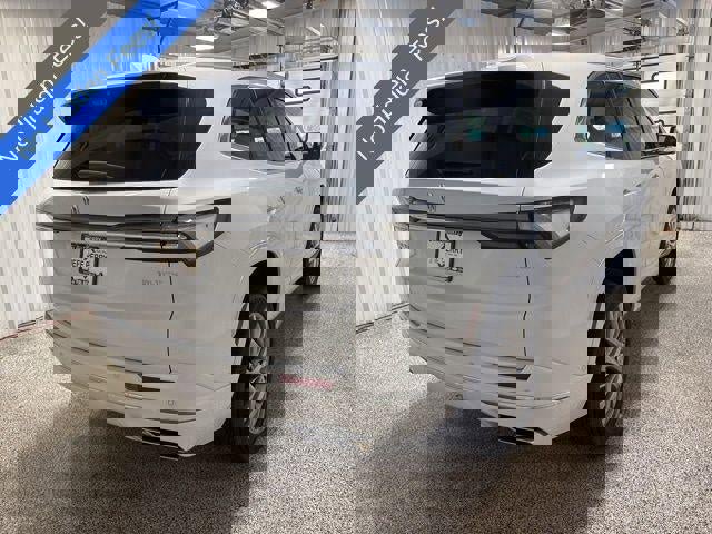 New 2026 Buick Enclave Avenir w/ Super Cruise Package image 6