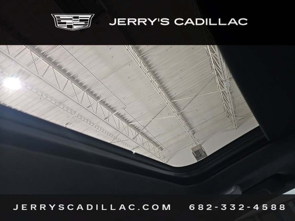 Used 2025 Cadillac Escalade ESV Sport Platinum w/ LPO, ONYX Package AWD/4WD image 13