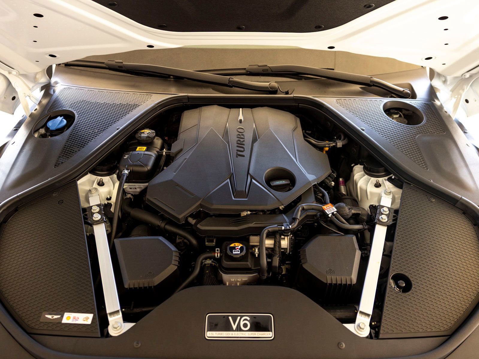 New 2026 Genesis G90 3.5T Prestige image 28