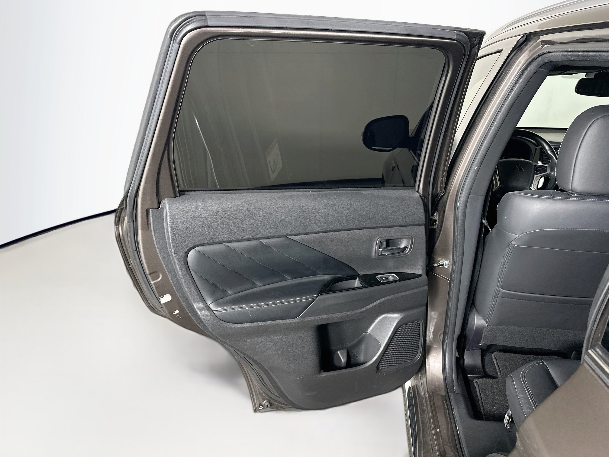 Used 2019 Mitsubishi Outlander GT AWD/4WD image 26