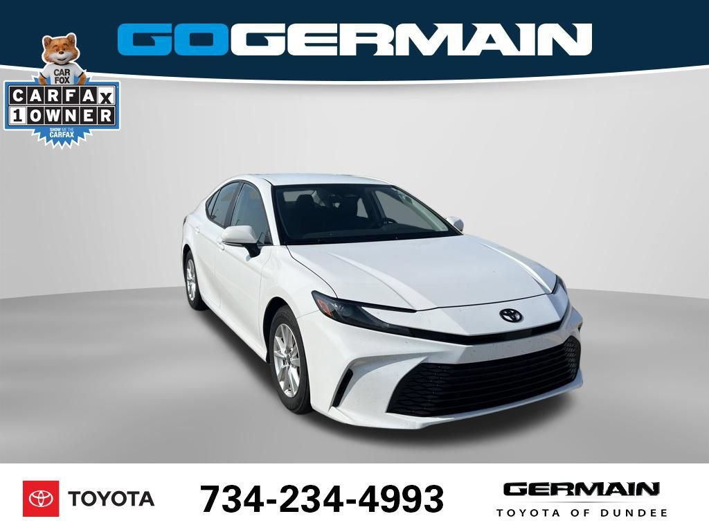 Used 2025 Toyota Camry LE FWD image 4