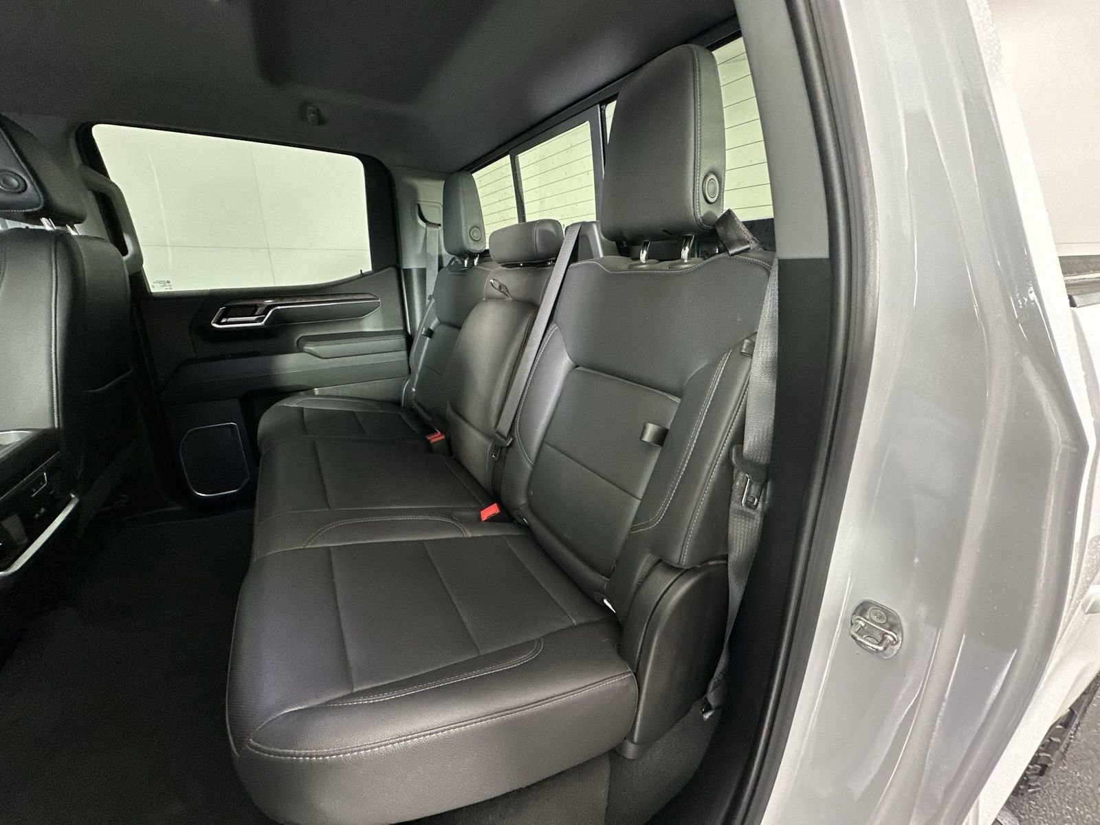 Used 2024 Chevrolet Silverado 1500 LTZ image 26