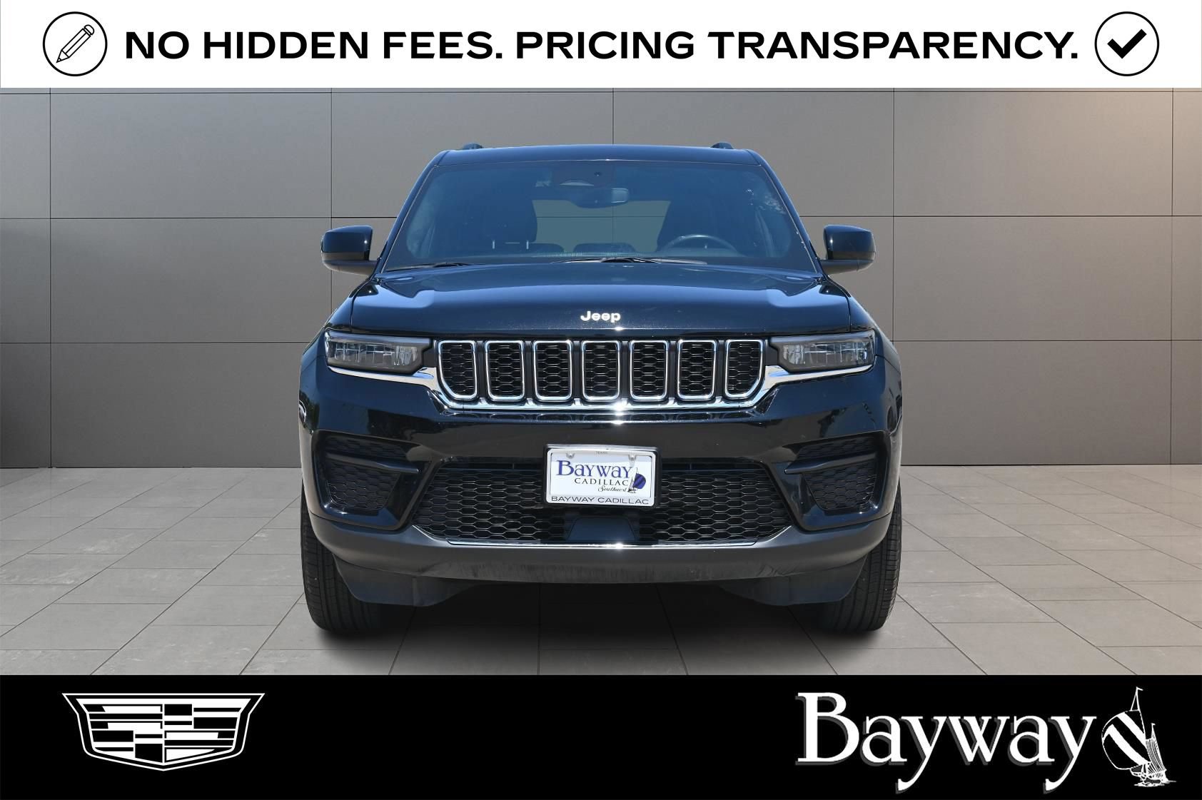 Used 2024 Jeep Grand Cherokee Laredo X RWD image 2