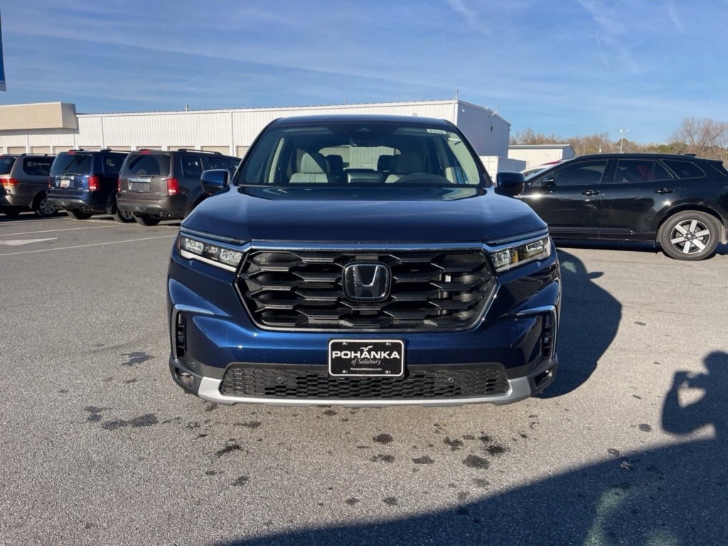 New 2025 Honda Pilot EX-L image 3