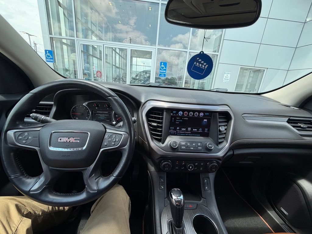 Used 2019 GMC Acadia SLT AWD/4WD image 15