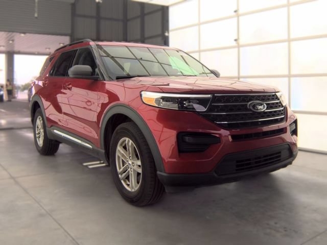 Used 2024 Ford Explorer XLT