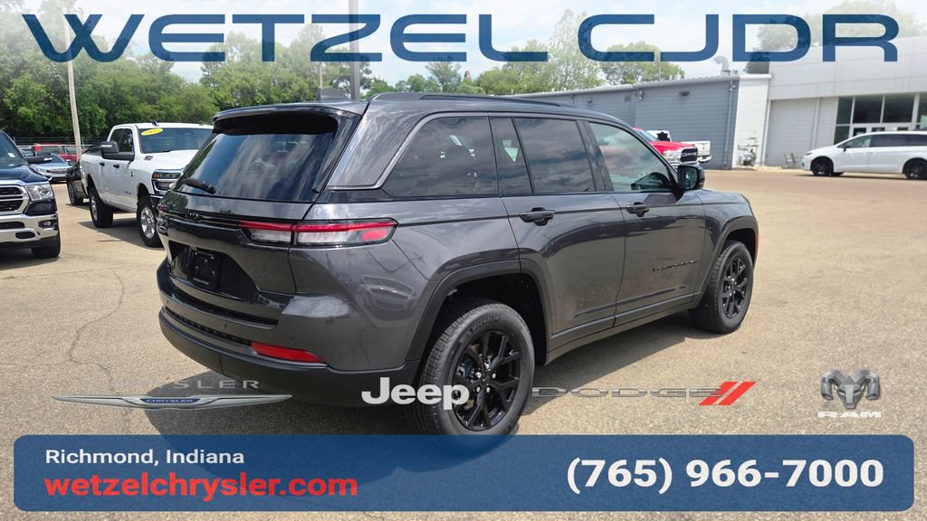 New 2026 Jeep Grand Cherokee Altitude AWD/4WD image 7