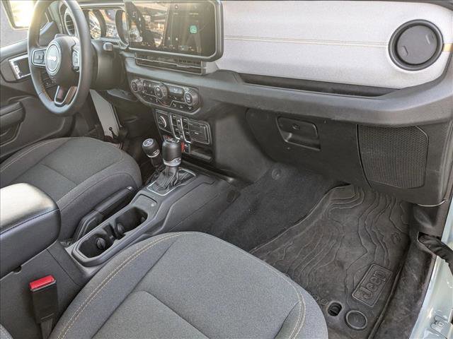 Used 2024 Jeep Wrangler Willys image 21