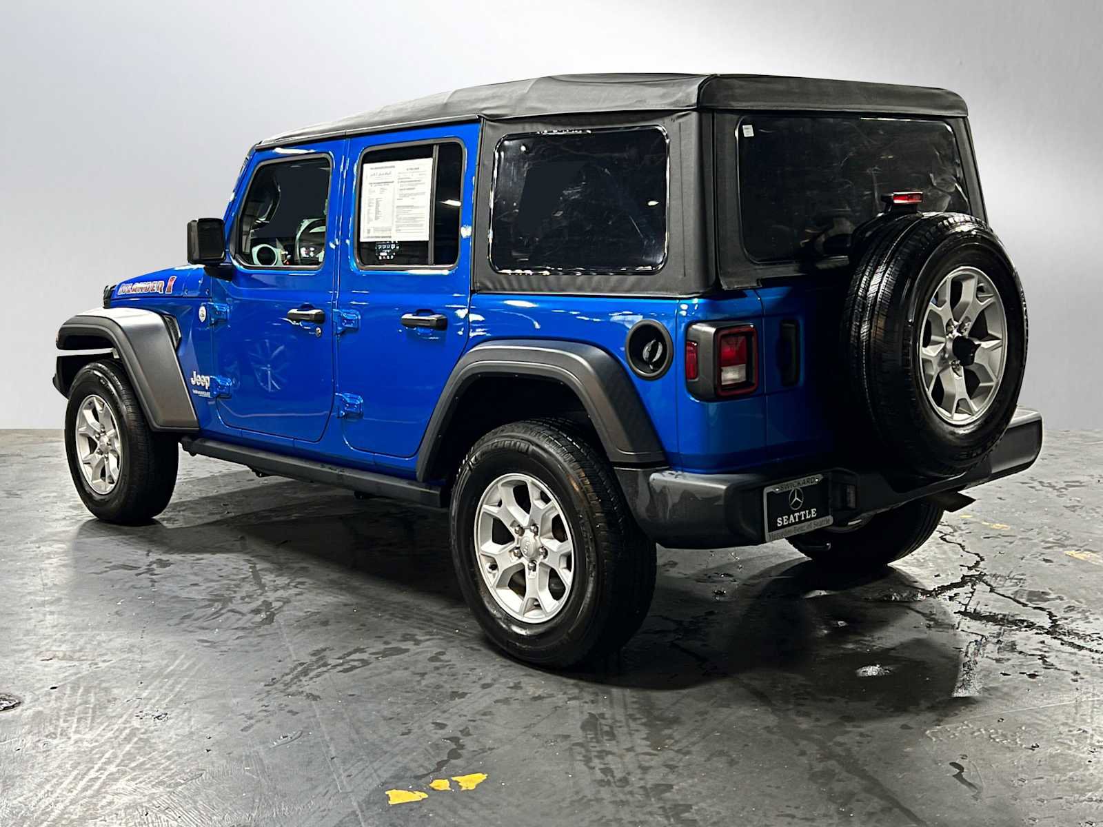 Used 2021 Jeep Wrangler Unlimited Islander image 5