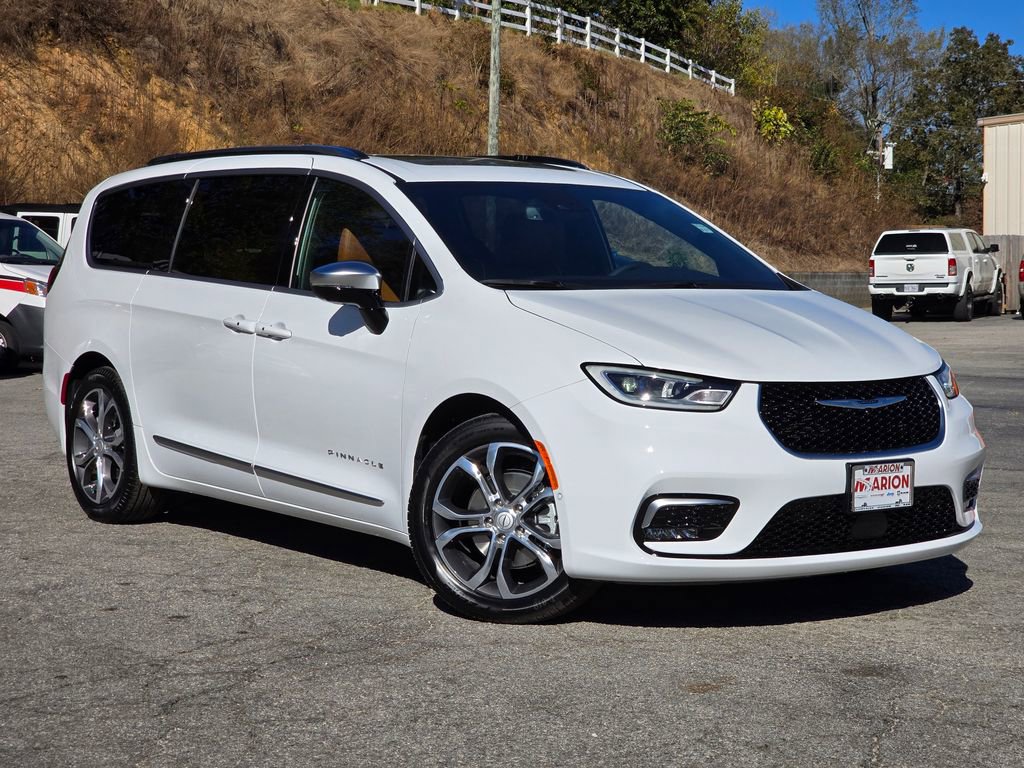 New 2026 Chrysler Pacifica Pinnacle image 17