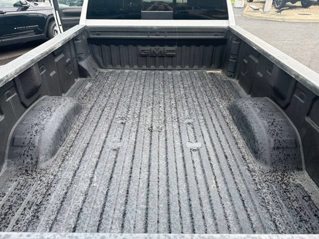 Used 2025 GMC Sierra 3500 SLT w/ SLT Premium Package AWD/4WD image 11
