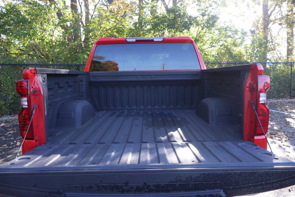 Certified 2024 Chevrolet Silverado 1500 LT AWD/4WD image 44