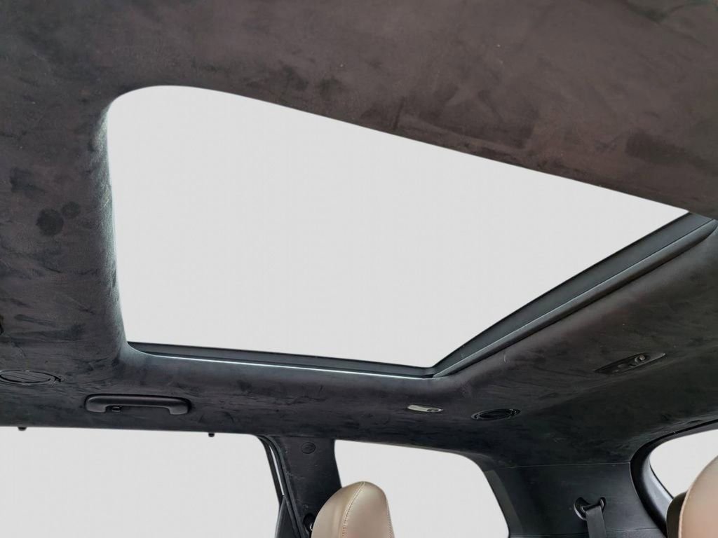 Certified 2022 Kia Telluride SX w/ SX Prestige Package image 26