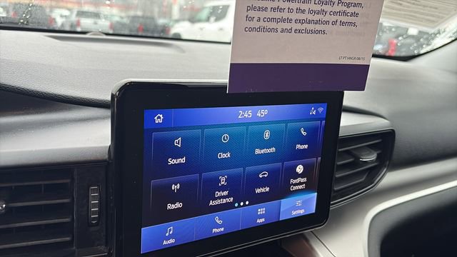 Used 2021 Ford Explorer XLT image 12