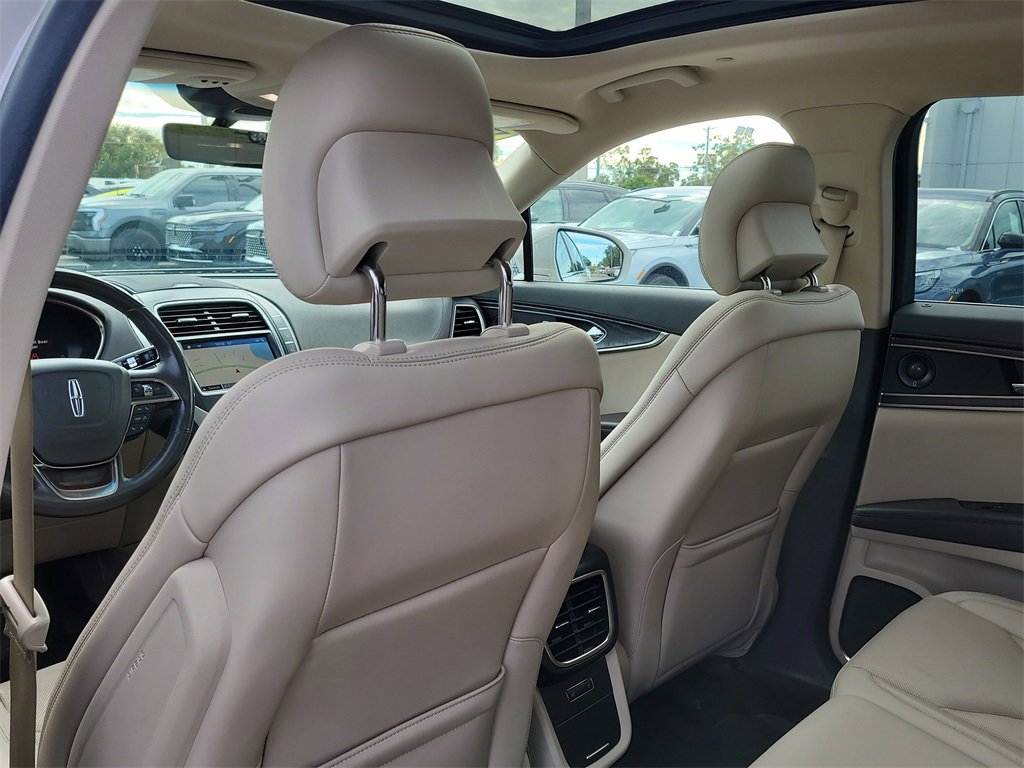 Used 2019 Lincoln Nautilus Reserve image 10