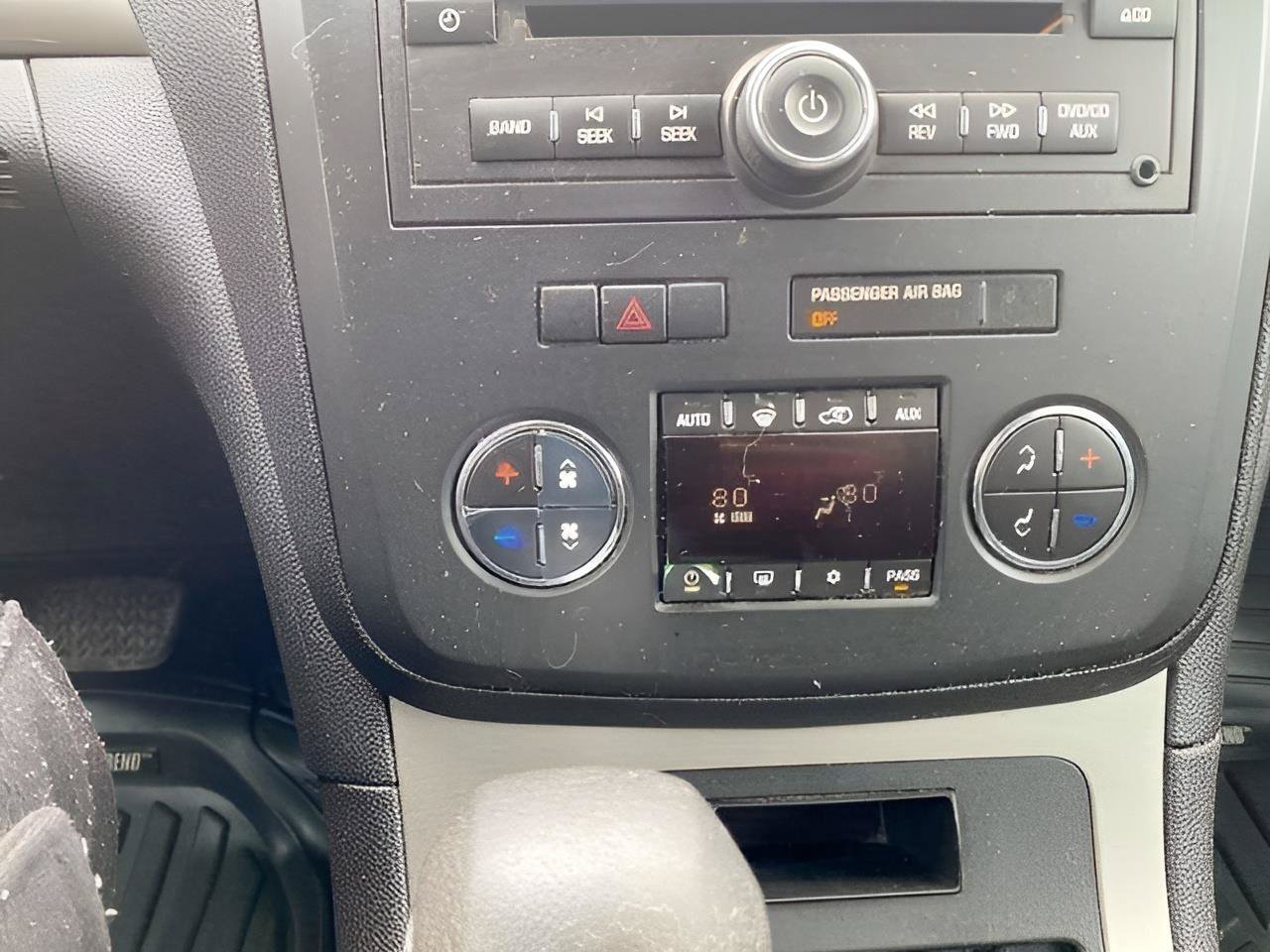 Used 2007 Saturn Outlook XE w/ Advanced Audio Pkg FWD image 46
