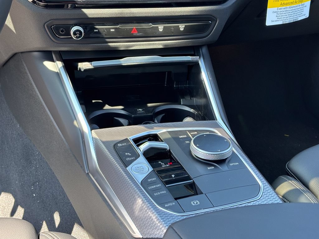 New 2026 BMW 330i xDrive Sedan w/ M Sport Package AWD/4WD image 24