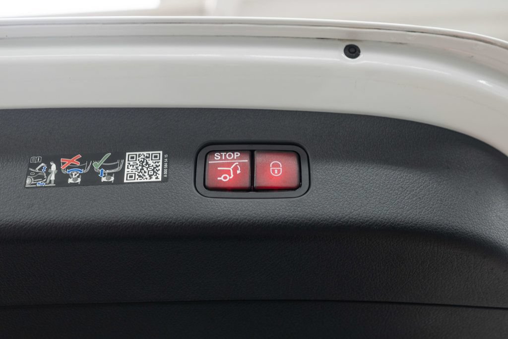 Used 2025 Mercedes-Benz GLC 63 AMG S image 40