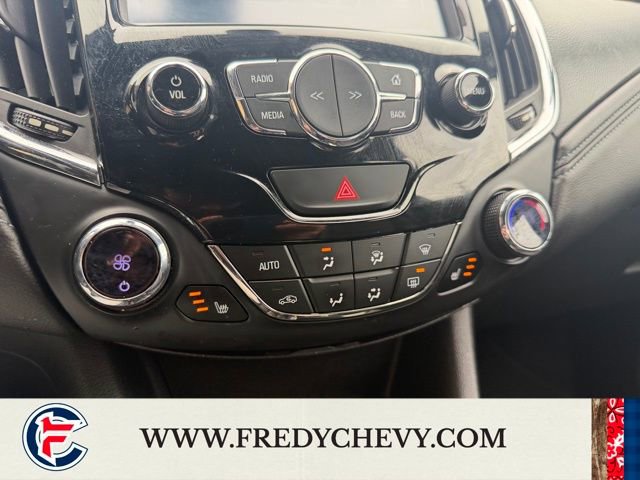 Used 2017 Chevrolet Cruze Premier image 18