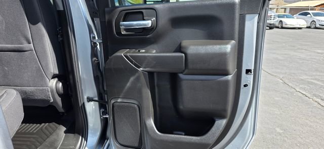 Used 2025 Chevrolet Silverado 2500 Custom w/ Custom Value Package image 12