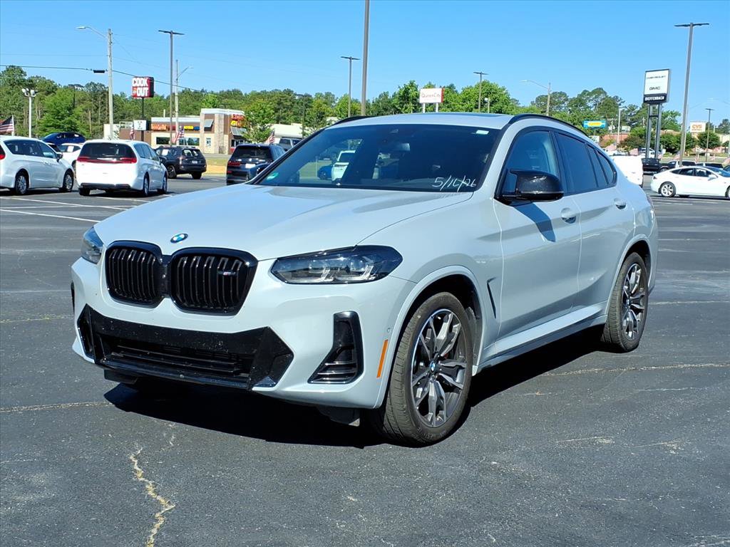 Used 2023 BMW X4 M40i AWD/4WD image 1