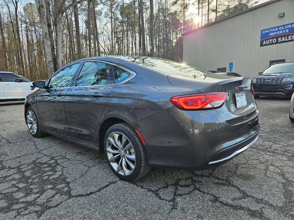 Used 2015 Chrysler 200 Limited image 4