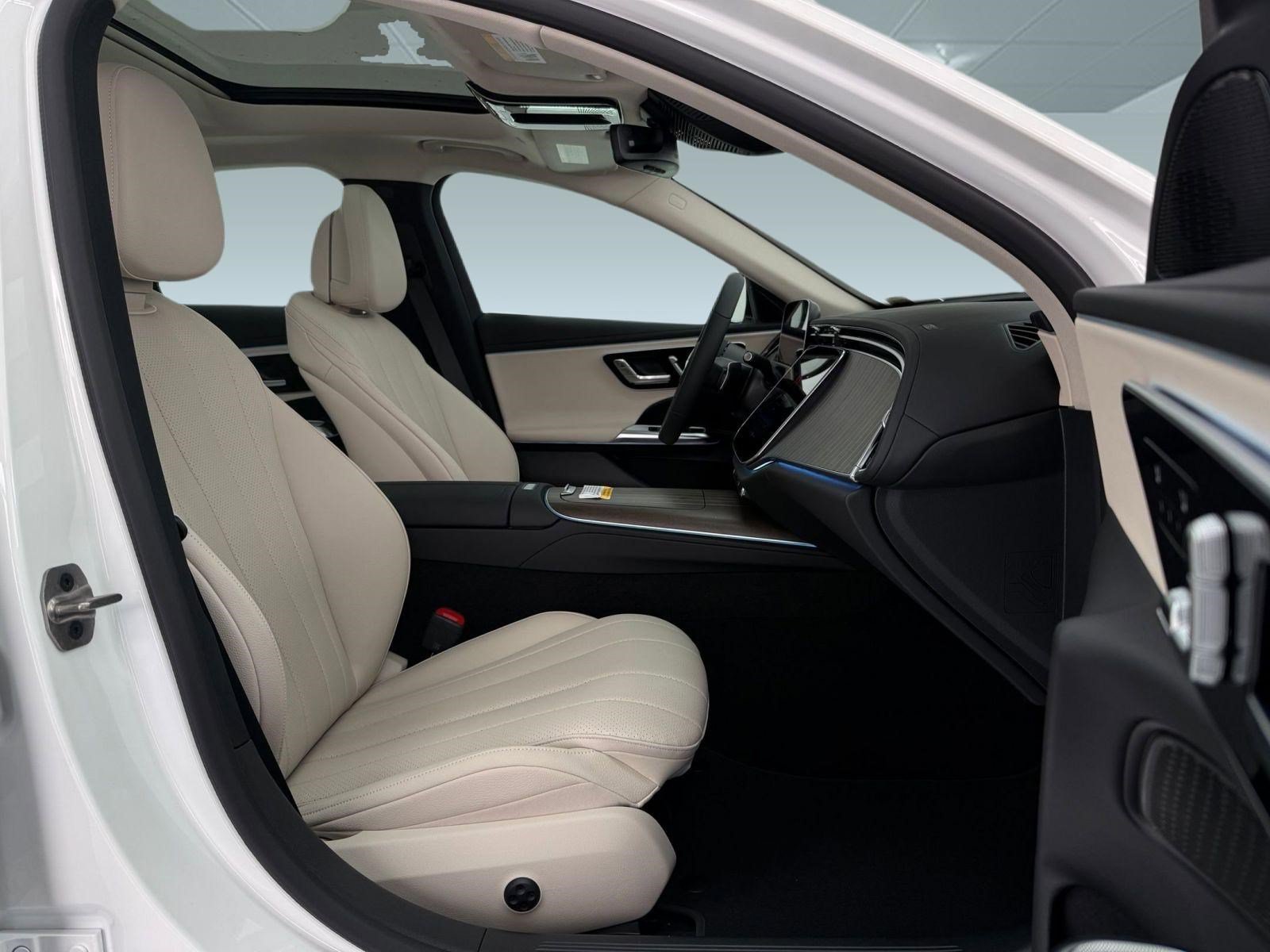 New 2026 Mercedes-Benz E 350 Sedan image 24