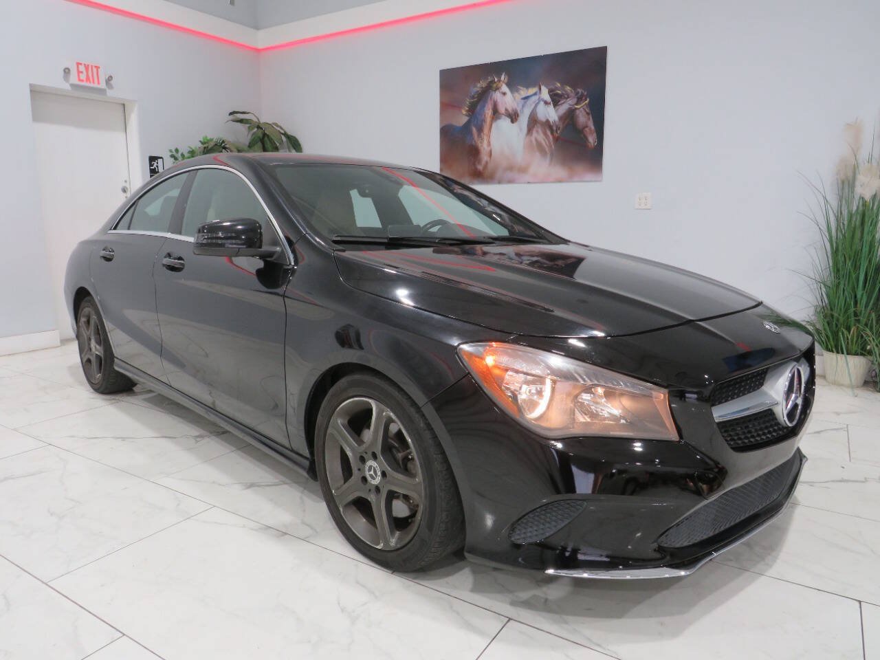 Used 2018 Mercedes-Benz CLA 250 4MATIC image 2