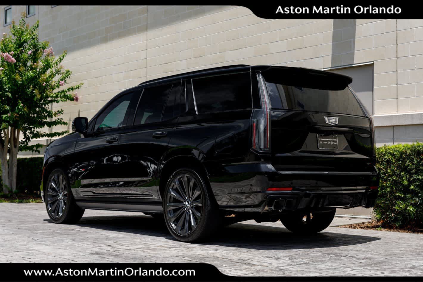 Used 2025 Cadillac Escalade V AWD/4WD image 43