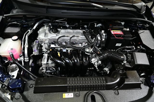 Used 2020 Toyota Corolla LE w/ LE Premium Package FWD image 17