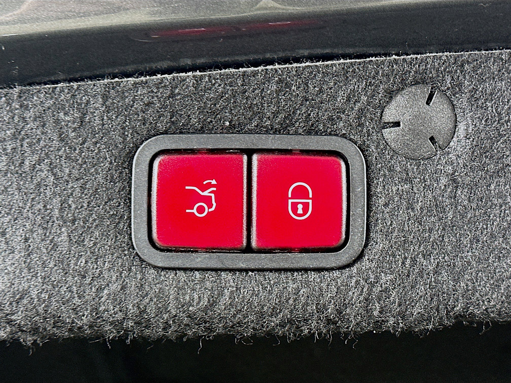 Certified 2021 Mercedes-Benz C 300 4MATIC Sedan w/ Premium Package image 33