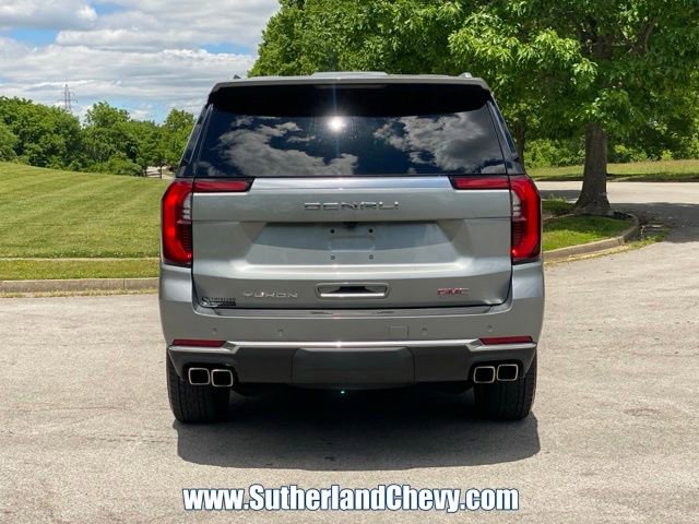 Used 2025 GMC Yukon Denali AWD/4WD image 6