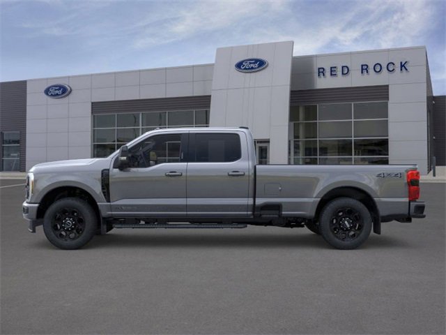New 2026 Ford F250 Lariat w/ Black Appearance Package image 4