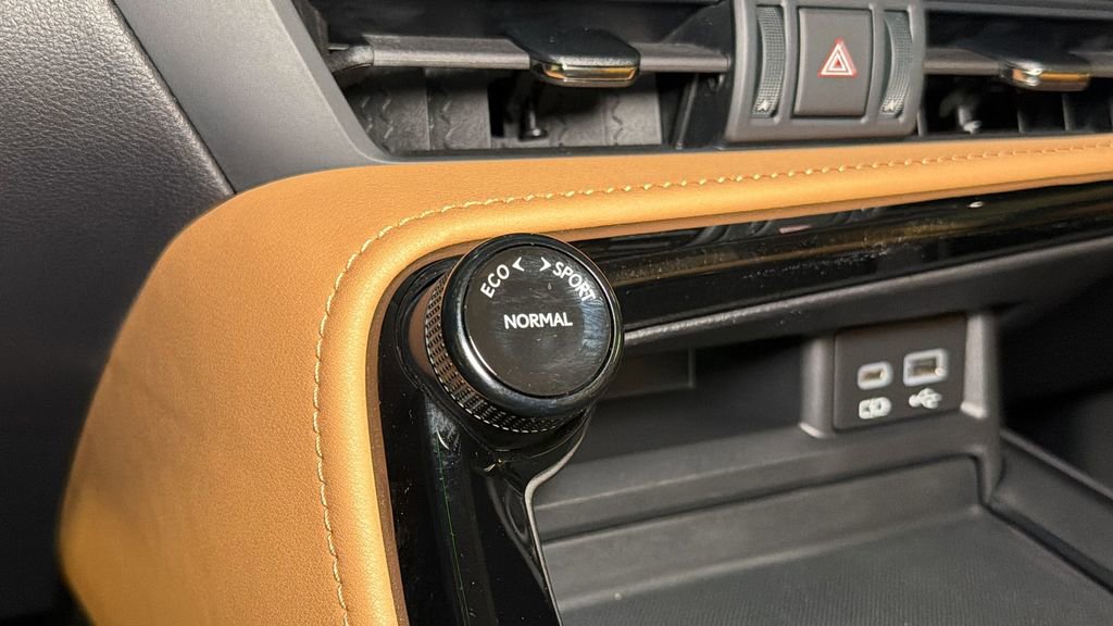 Used 2023 Lexus NX 350 AWD w/ Cold Area Package image 31