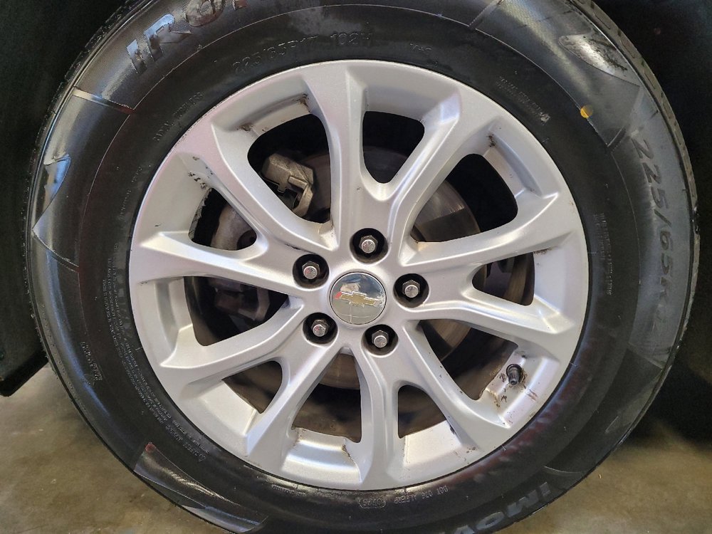 Used 2019 Chevrolet Equinox LT FWD image 31