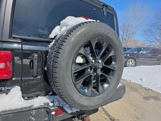 Used 2023 Jeep Wrangler Sahara 4xe w/ Cold Weather Group image 16