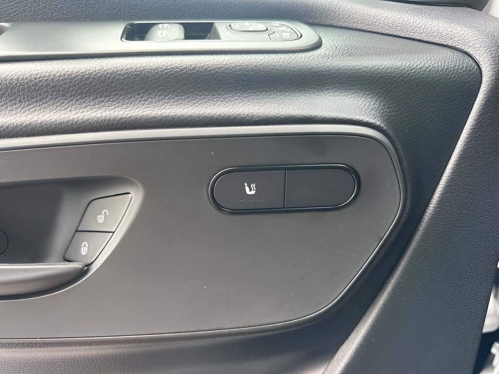 Used 2025 Mercedes-Benz Sprinter 2500 image 17