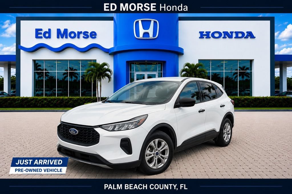Used 2023 Ford Escape FWD image 1