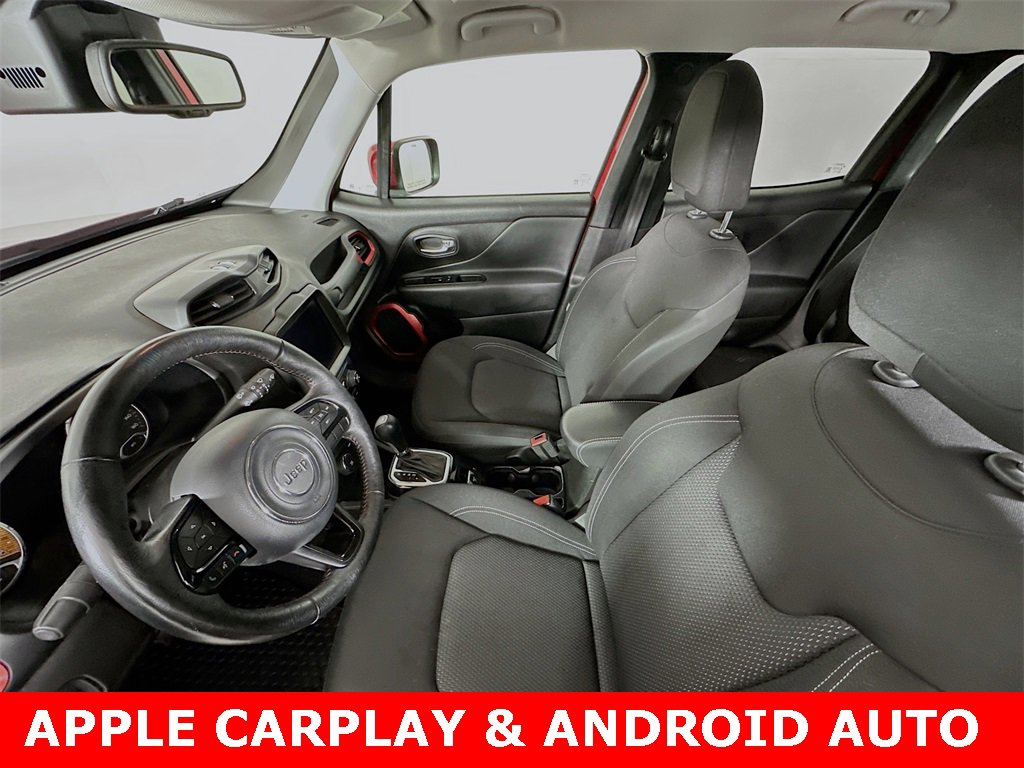 Used 2022 Jeep Renegade Latitude w/ Convenience Group image 2